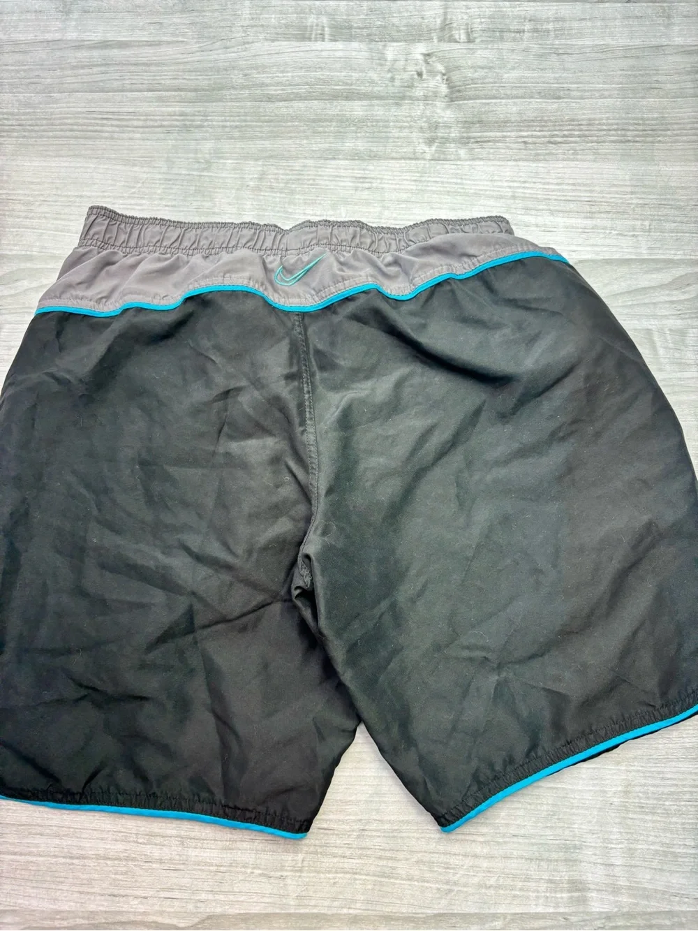 Nike Men’s y2k Black Swim Trunks with Teal Accents Size Large